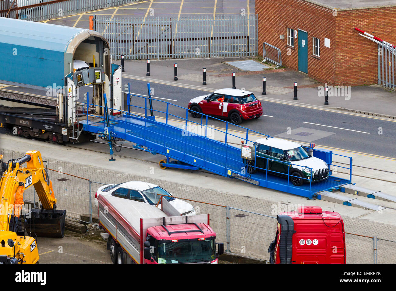 Car transporter southampton docks hires stock photography and images