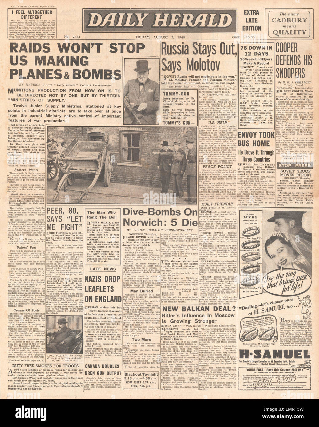 1940 front page Daily Herald  Changes to Britains Munitions Production Molotov says Soviet Russia will not participate in Stock Photo
