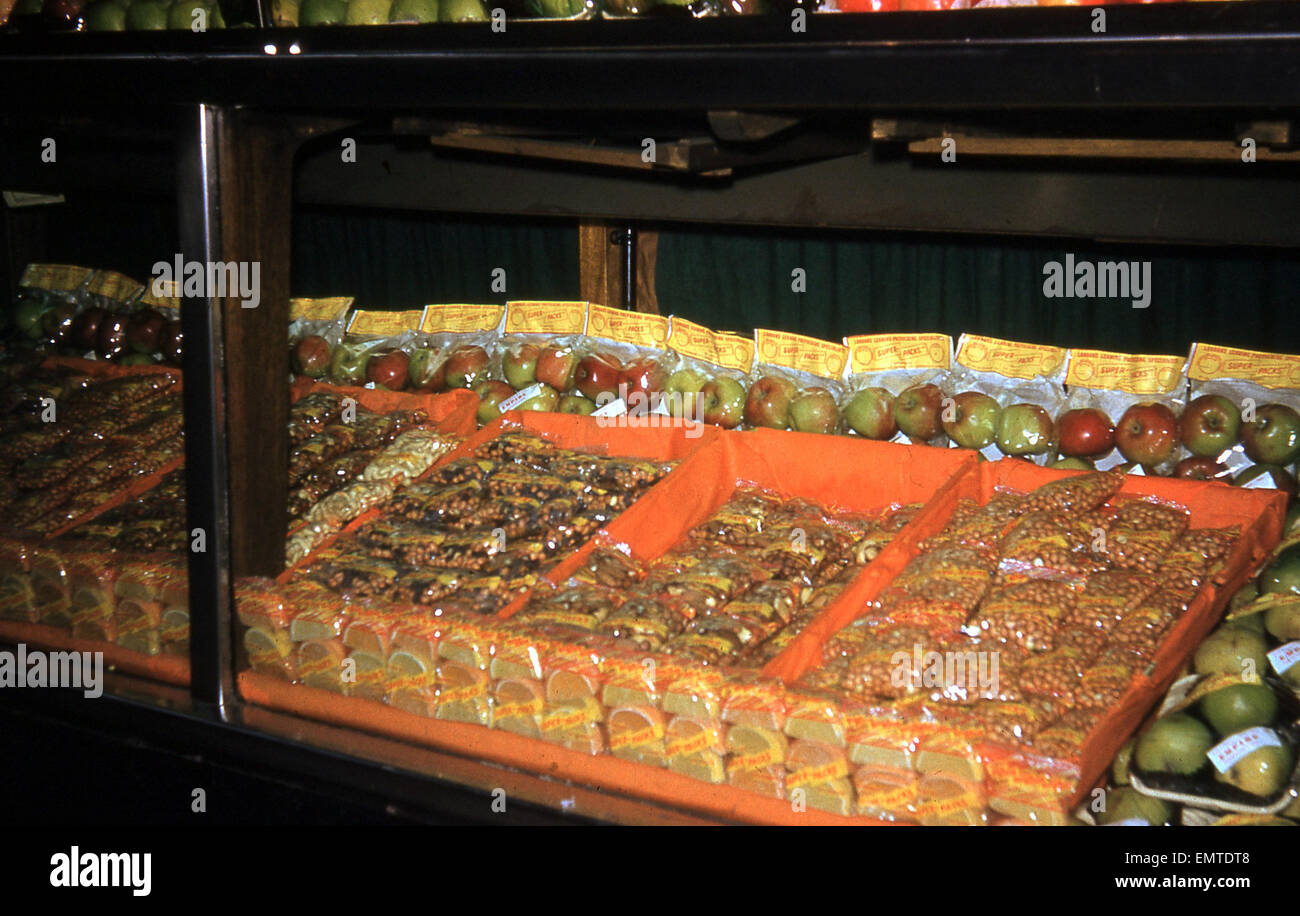 1959, historical, Empire imported packs of fruit and nuts on display at