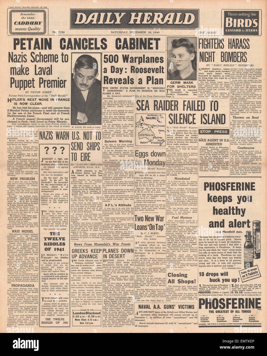 1940 front page Daily Herald Marshal Petain cancels Cabinet Stock Photo