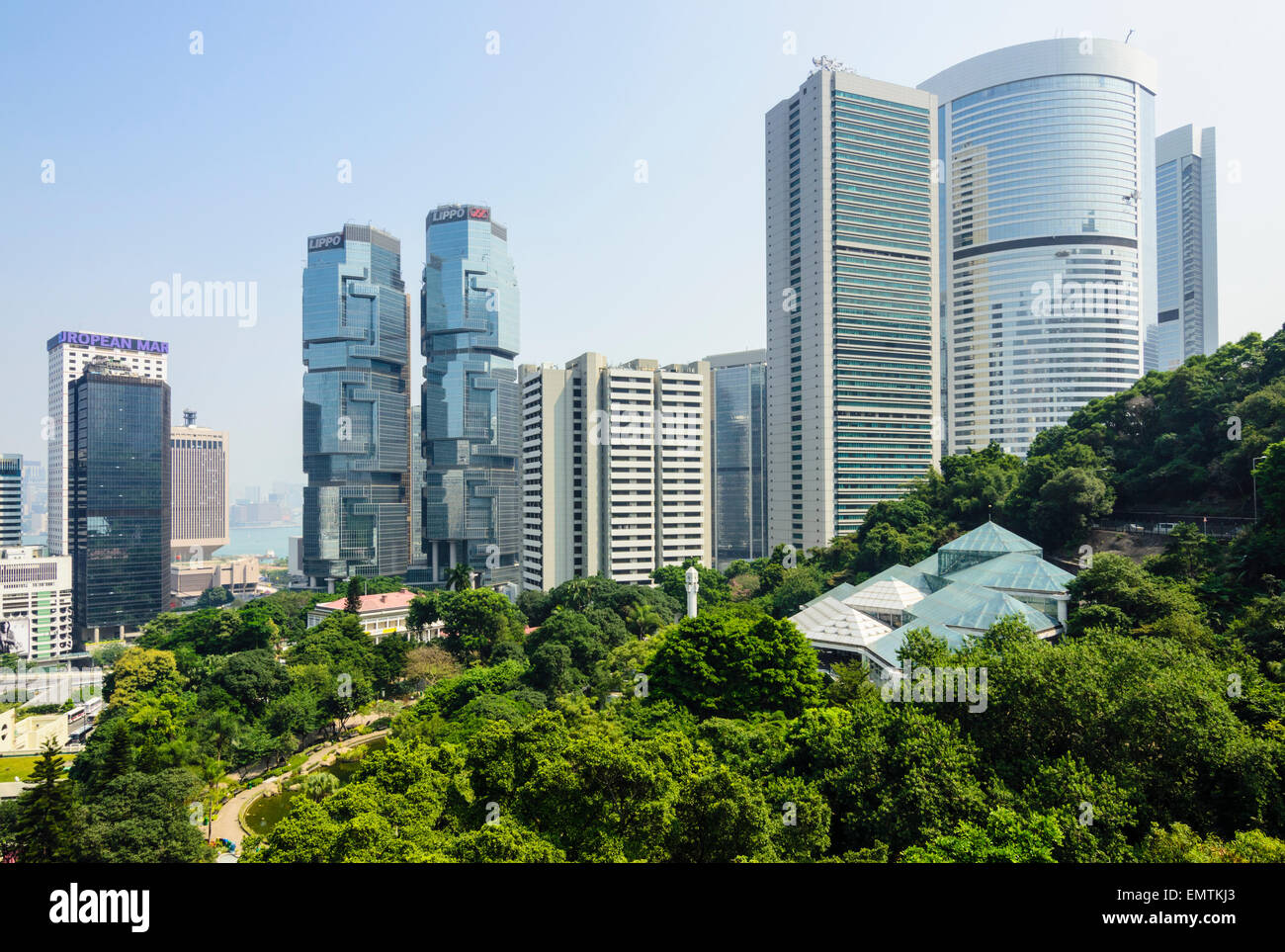 Looking over the modern high-rise buildings of Admiralty from Hong Kong Park, Hong Kong Island, Hong Kong, China Stock Photo