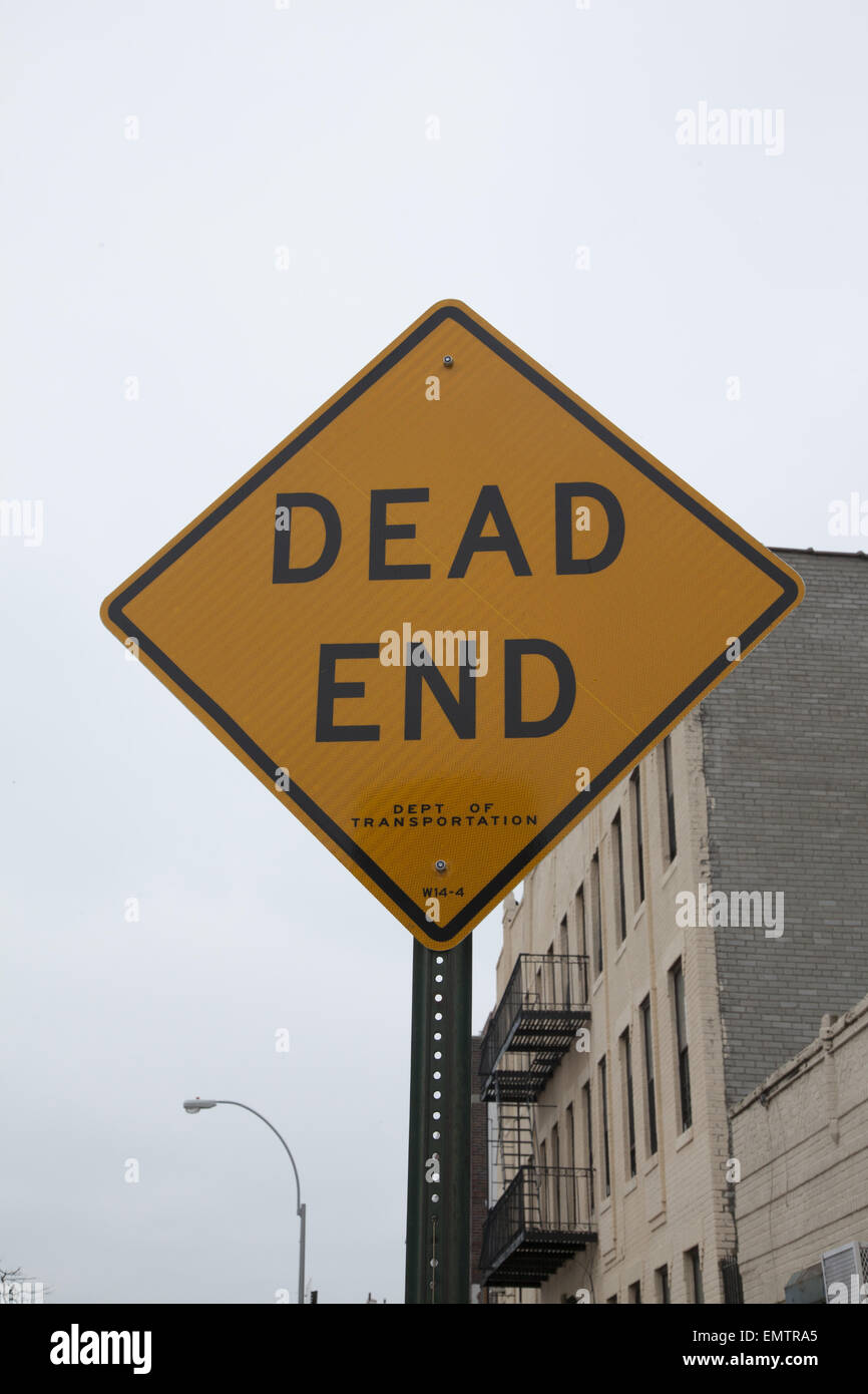 Dead End street warning sign, Brooklyn, NY. Stock Photo