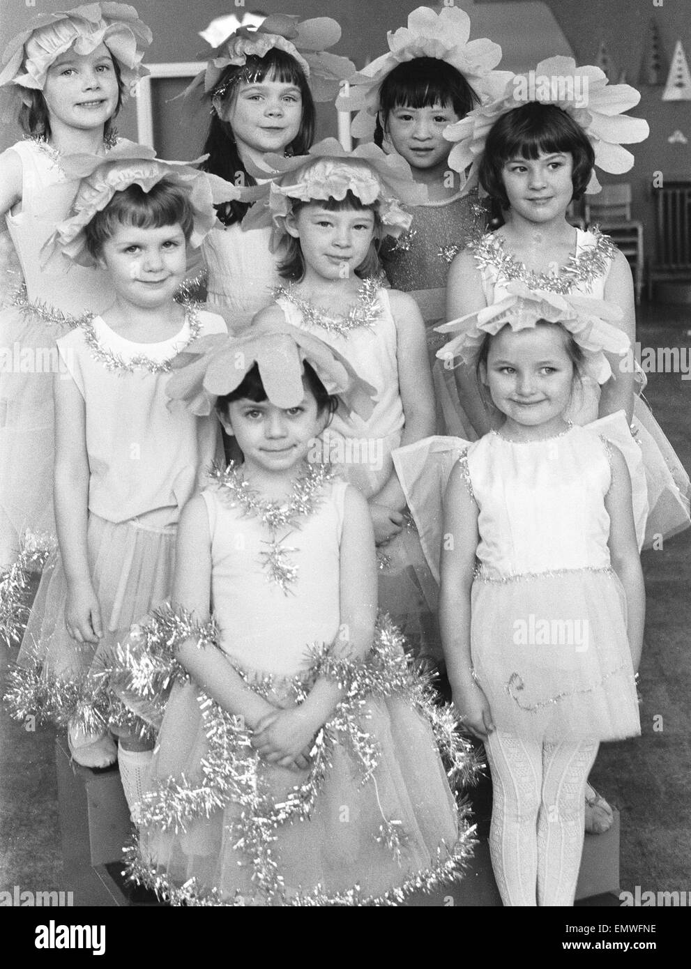 Pantomime children Black and White Stock Photos & Images - Alamy