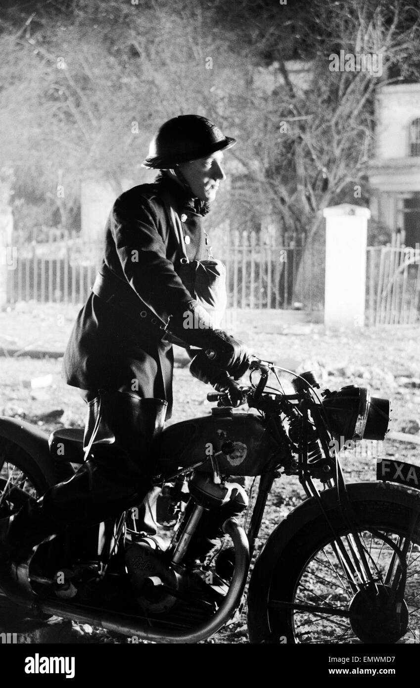 Dispatch rider hires stock photography and images Alamy