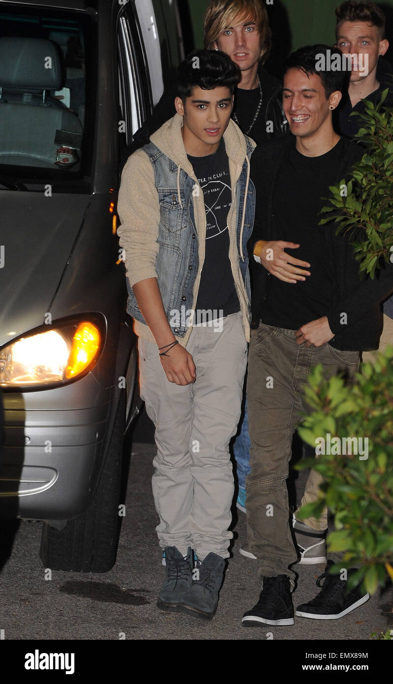 images Zayn Malik One Direction 2011 https www alamy com stock photo 13november2011 london zayn malik from one direction leaving fountain 81711888 html