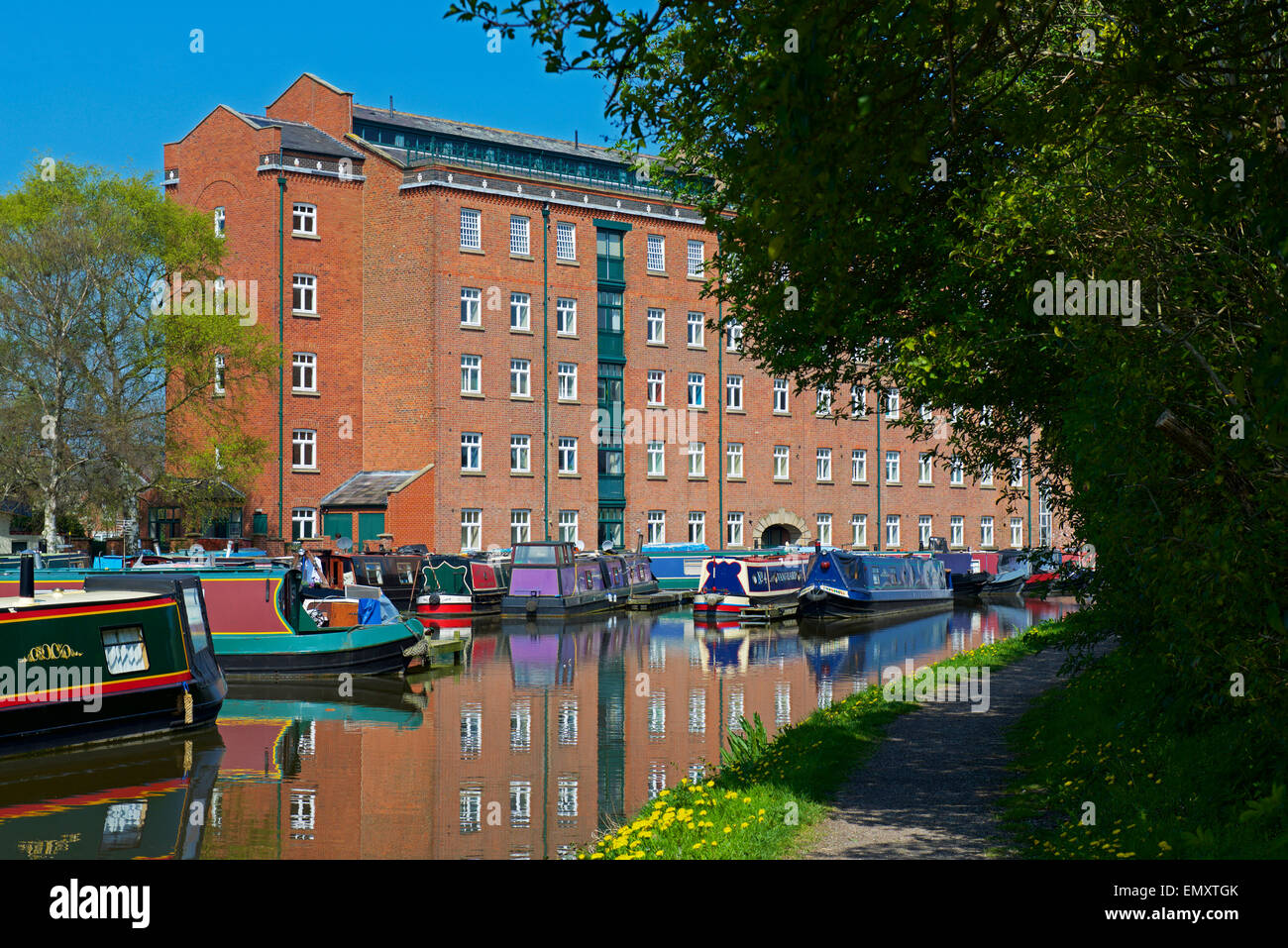 The Macclesfield Canal in Macclesfield, Cheshire, England UK Stock Photo