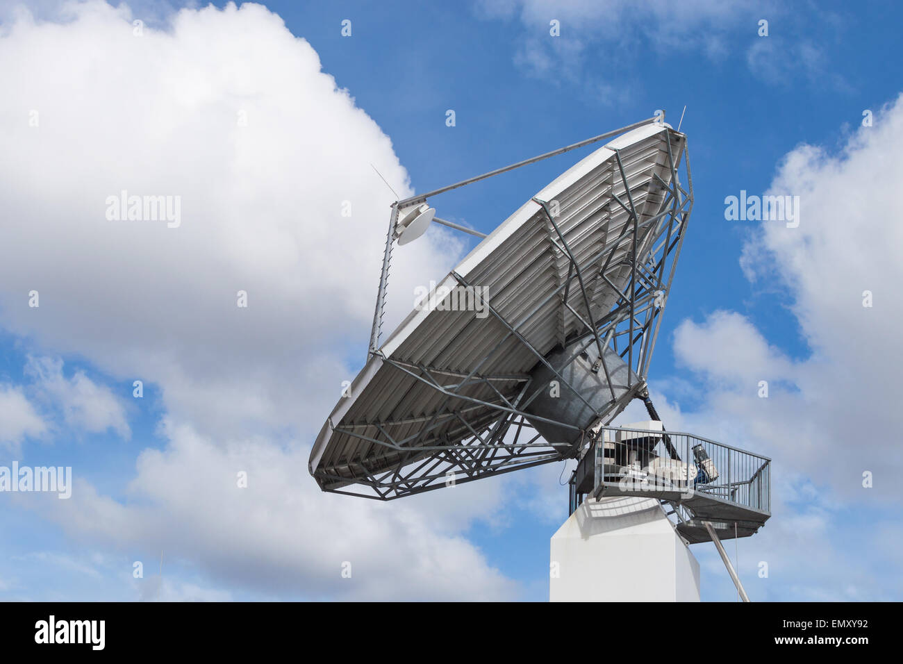 Big radar parabolic radio antenna global telecommunication technology equipment for information data streaming broadcast Stock Photo