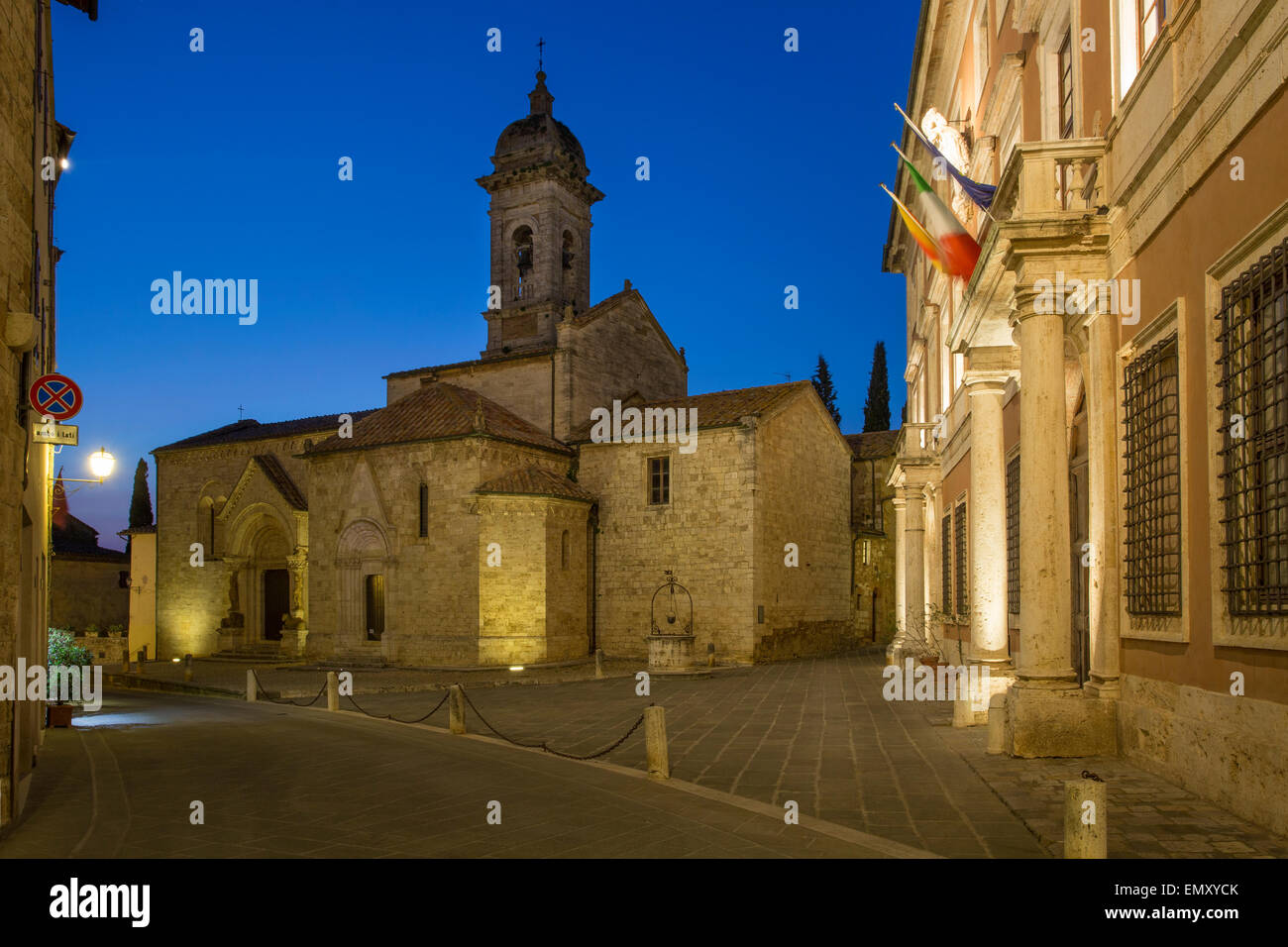 Twilght over Church Collegiata, San Quirico d'Orcia, Tuscany, Italy Stock Photo