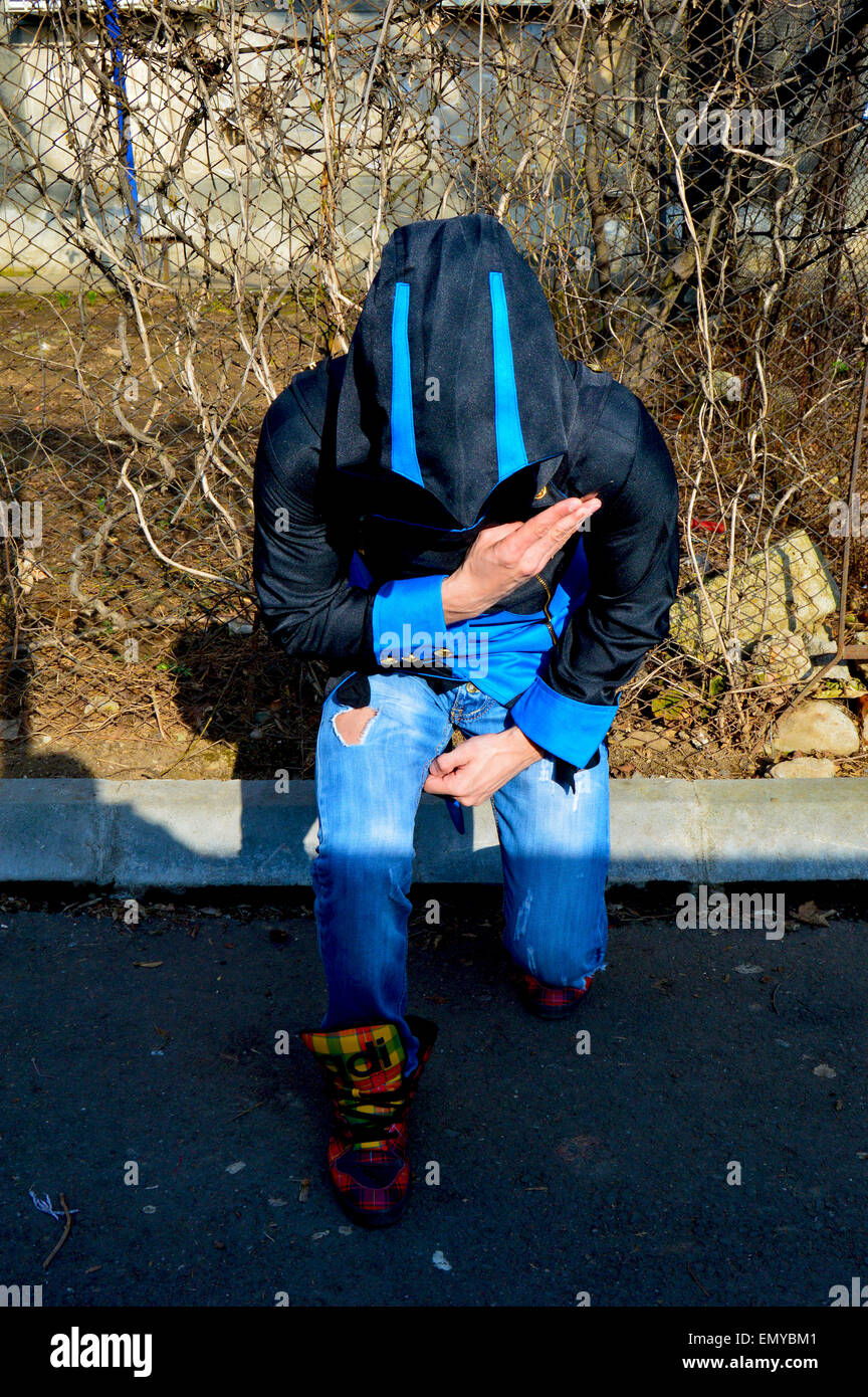 Young man dressed as Connor from the video game Assassins Creed 3 Stock Photo