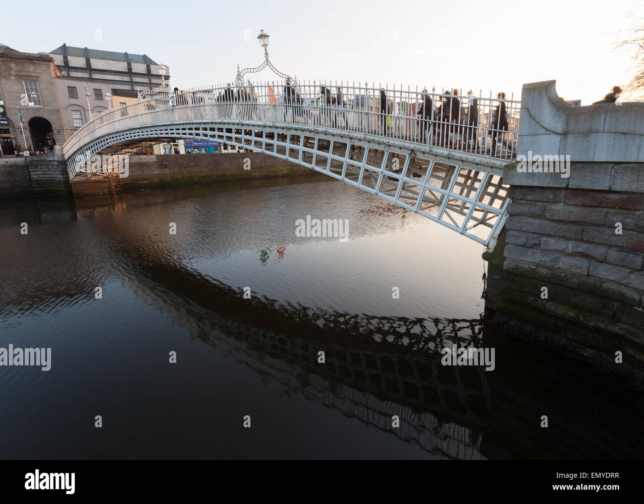 On the river liffey hi-res stock photography and images - Alamy
