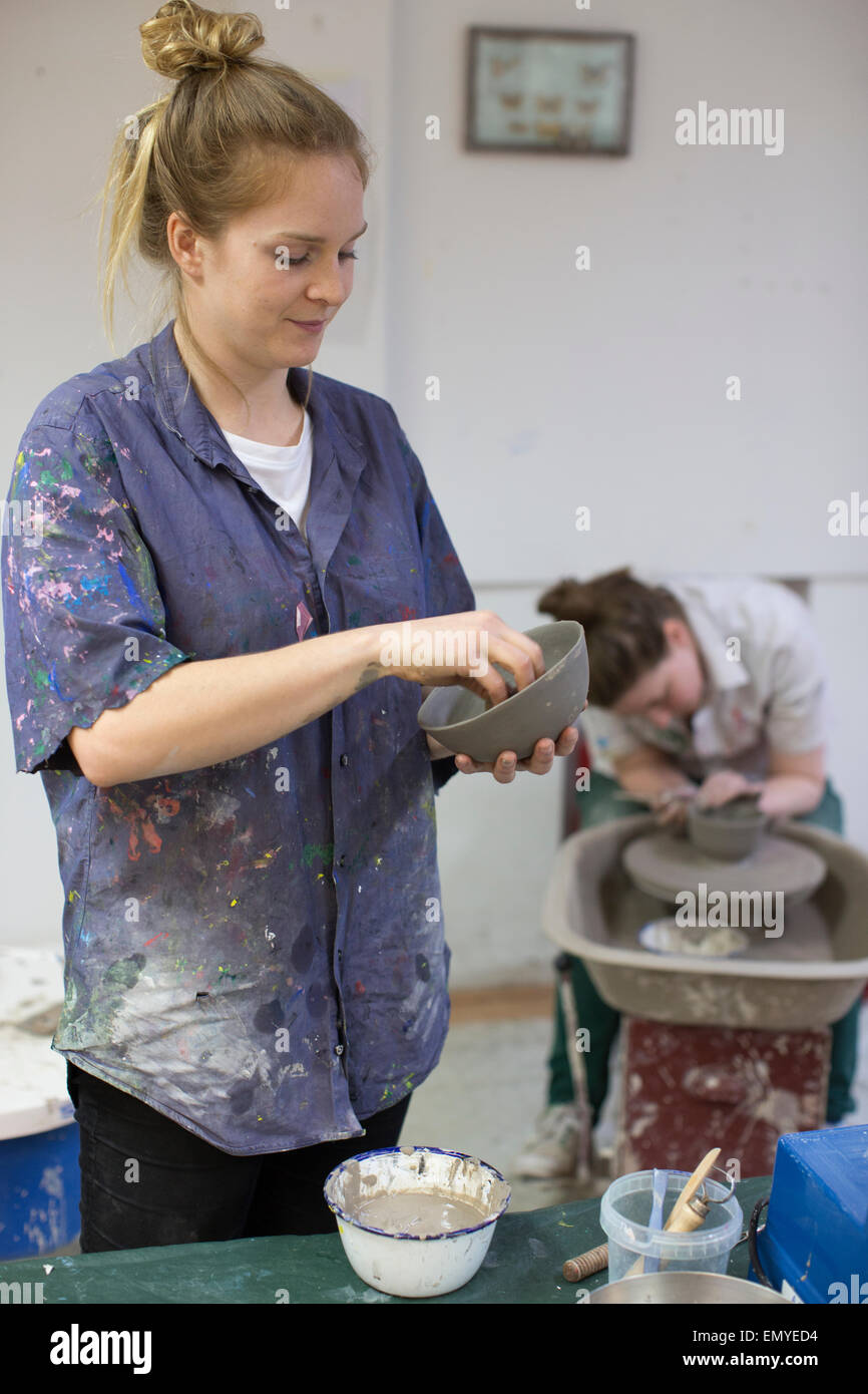 Women participating in a pottery class, art class, making ceramics, London, England, UK Stock Photo