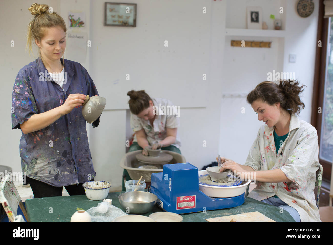 Pottery evening class hi-res stock photography and images - Alamy
