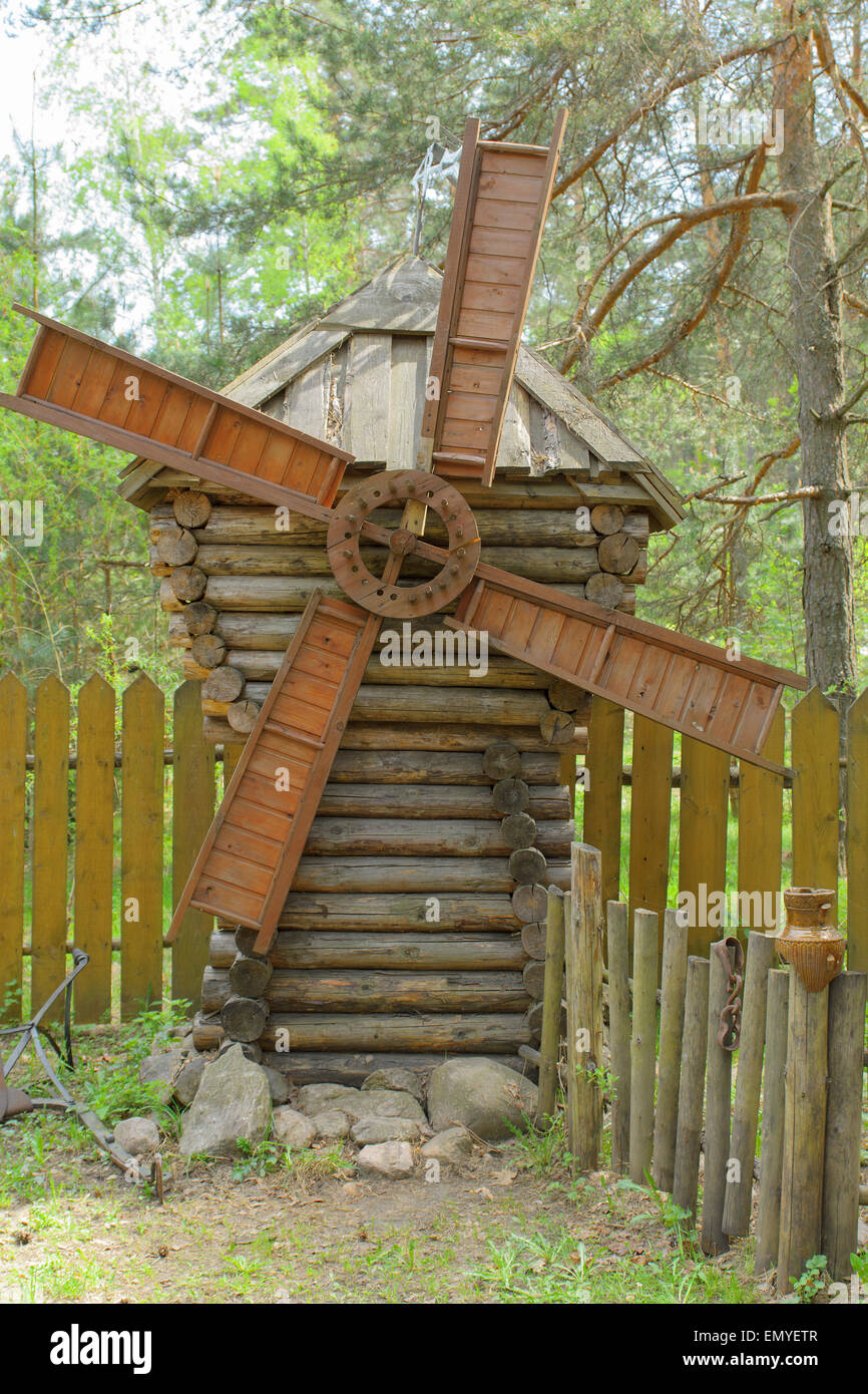 Green wood windmill hi-res stock photography and images - Alamy