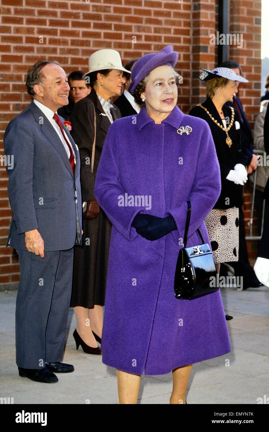 Greville Janner, Lord Janner of Braunstone meeting HM Queen Elizabeth II. Leicester 1989. Stock Photo