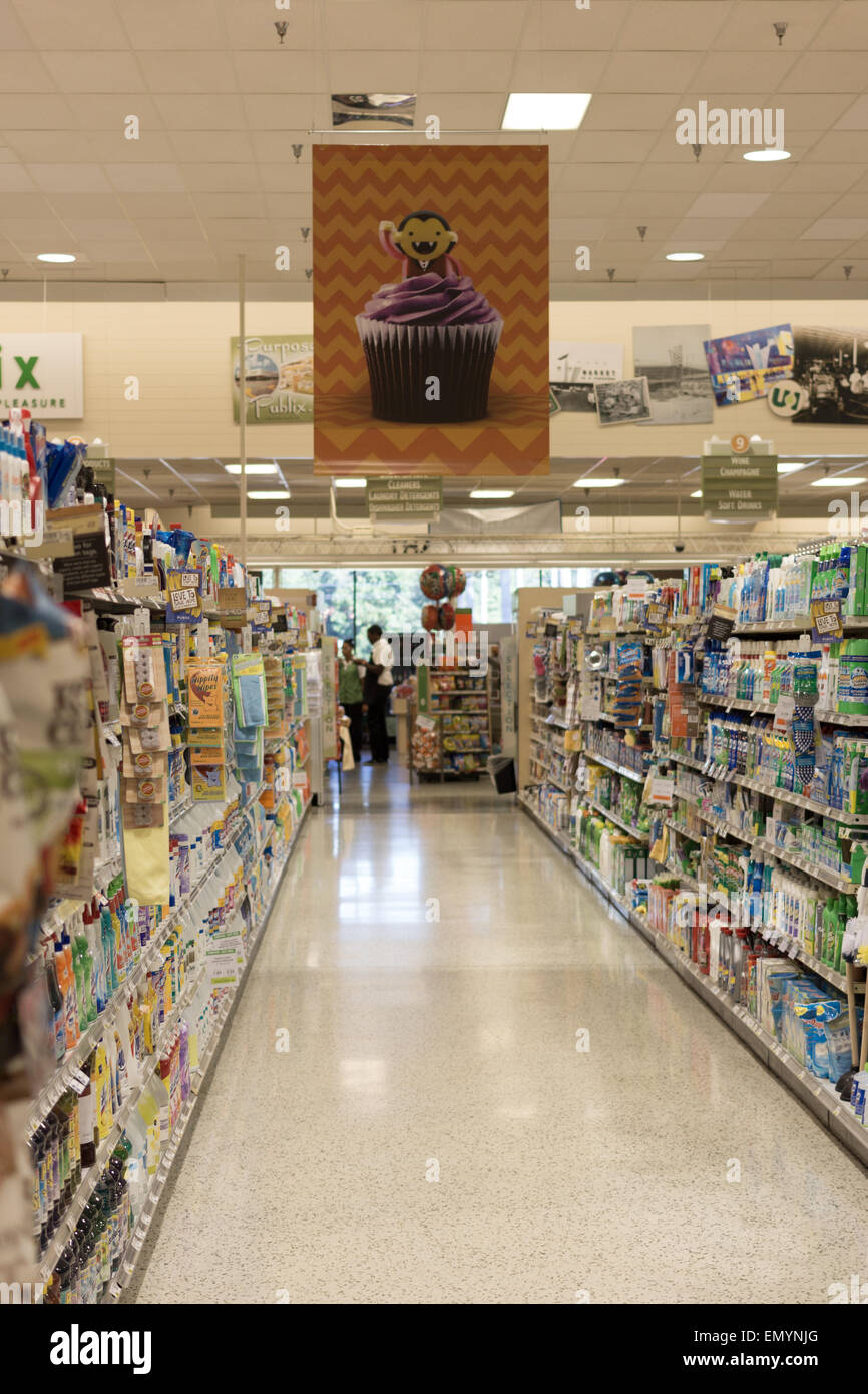 Food aisles at a Publix supermarket Florida Stock Photo Alamy