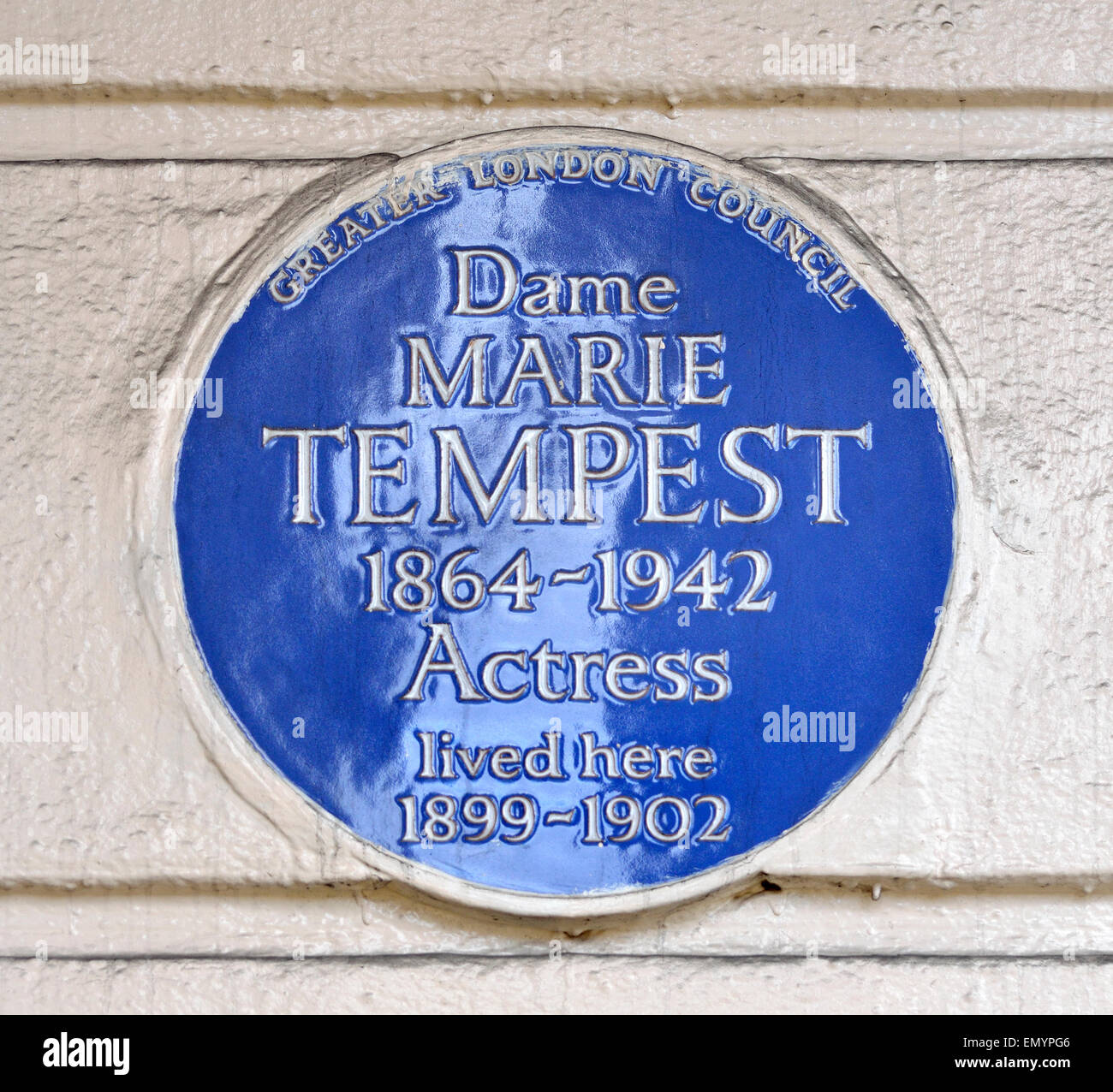 London, England, UK. Commemorative Blue Plaque: 'Dame Marie Tempest 1864-1942 actress lived here 1899-1902' Stock Photo