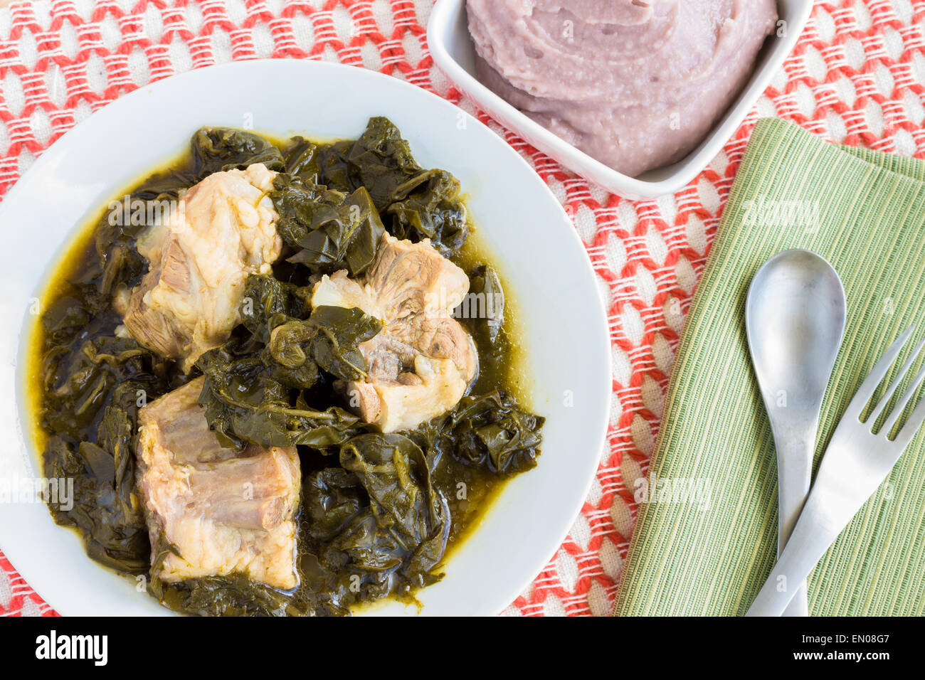 Taro leaves hires stock photography and images Alamy