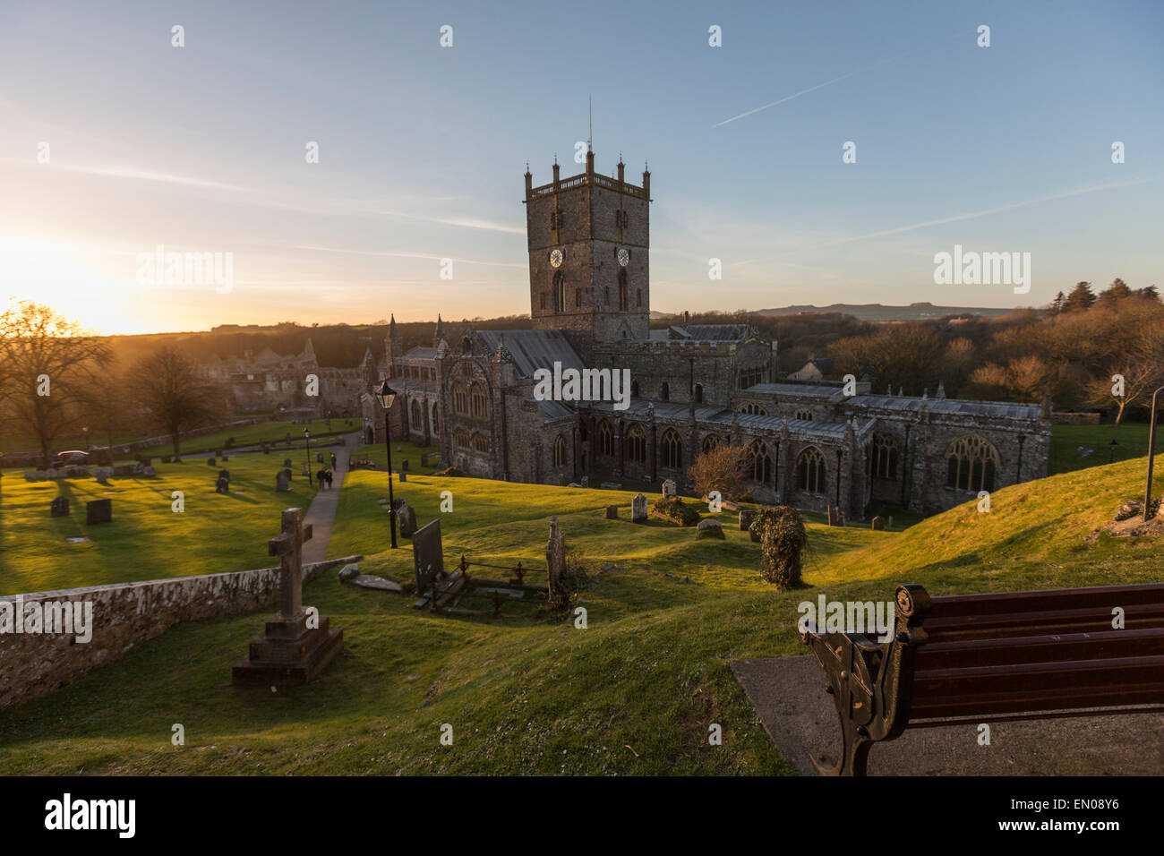 St David's Cathedral at sunset with the graveyard Stock Photo