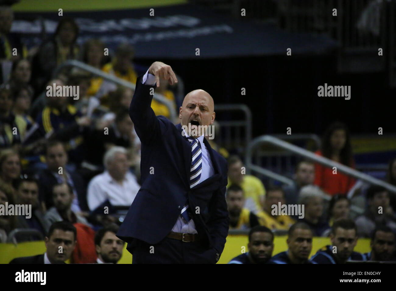 Berlin, Germany. 24th Apr, 2015. Sasa Obradovic, head coach of Alba Berlin instructs his players during BBL game Alba Berlin vs Crailsheim Merlins. Credit:  Madeleine Lenz/Pacific Press/Alamy Live News Stock Photo