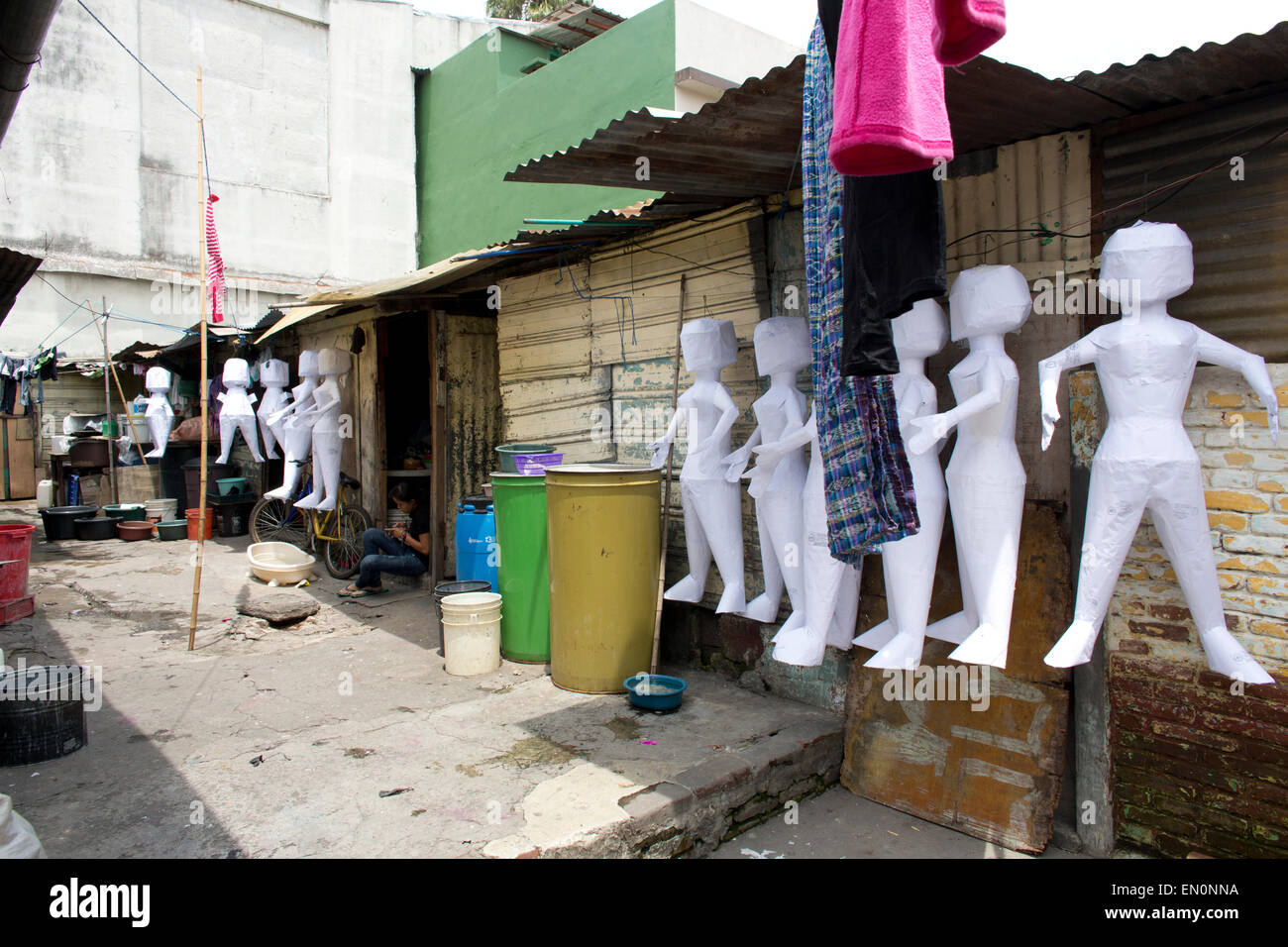 Paper mache doll hires stock photography and images Alamy