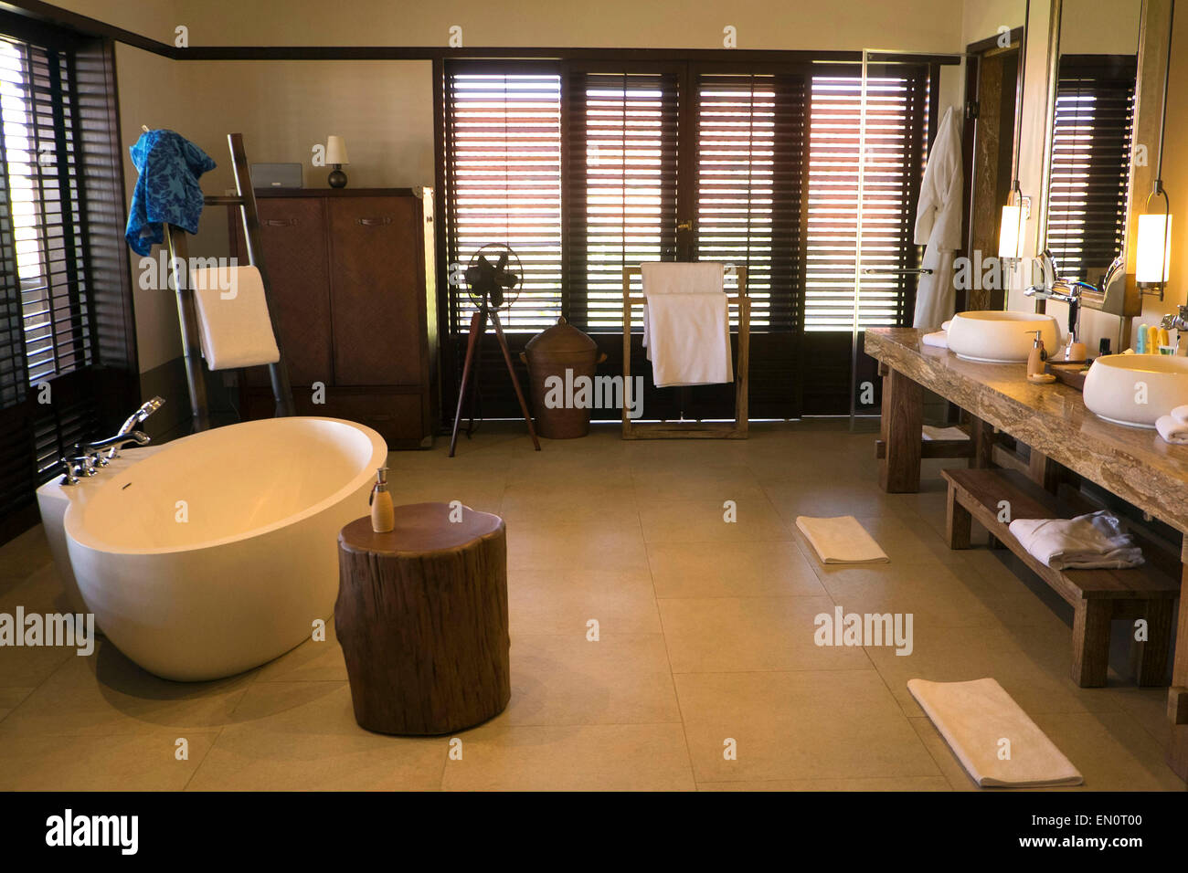 Cape Weligama,Sri Lanka: bathroom with a steam bath Stock Photo - Alamy