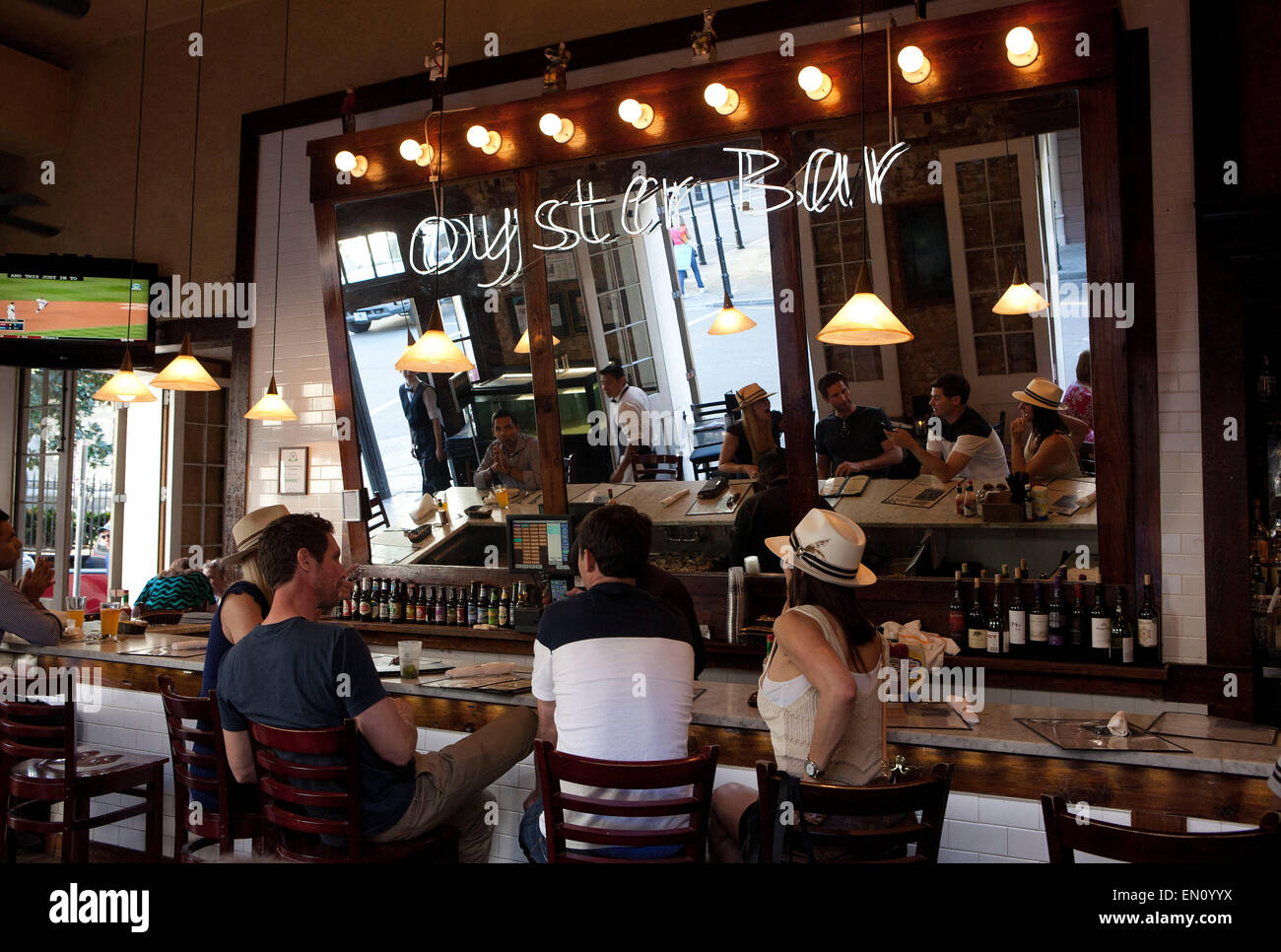 New Orleans,Louisiana: Oyster bar in the French Quarter Stock Photo - Alamy