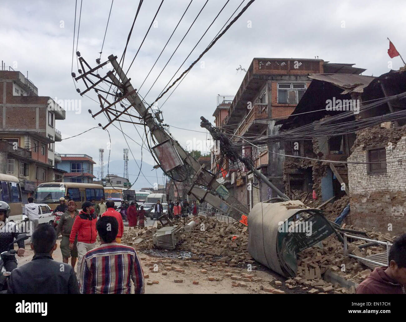 Страны в которых часто происходят сильные землетрясения. Катманду землетрясение 2015. Землетрясение в Непале 2015. Катманду землетрясение. Землетрясение в Непале (2023).