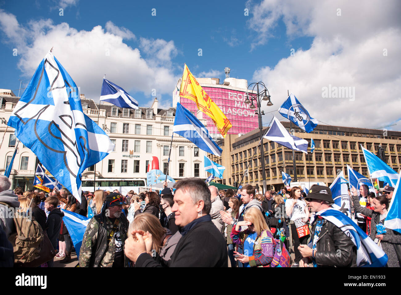 Glasgow, Scotland, UK. 25th Apr, 2015. Thousands of people gather in ...