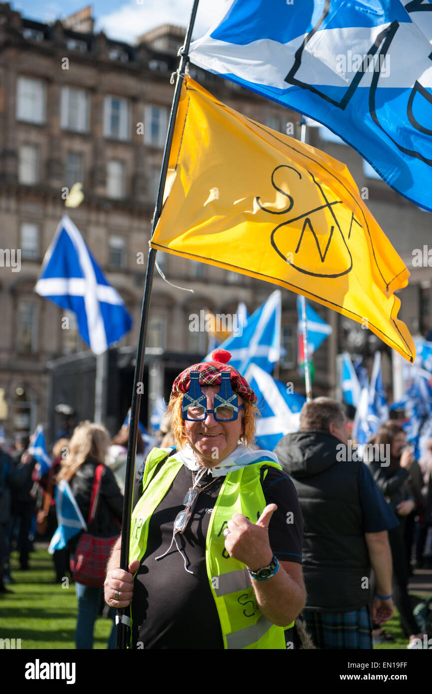 Glasgow, Scotland, UK. 25th Apr, 2015. Thousands of people gather in George Square, aka 'Freedom Square' for pro-SNP and anti-austerity rally Credit:  Tony Clerkson/Alamy Live News Stock Photo