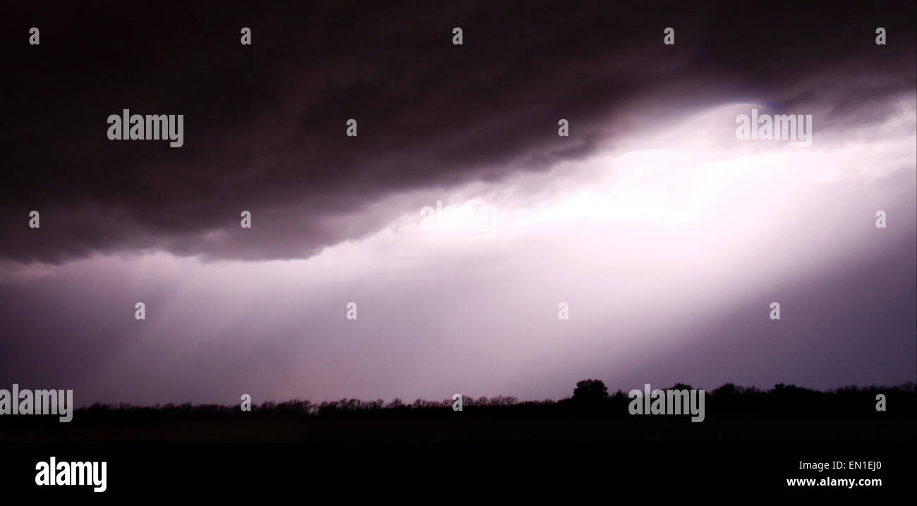 April 24.2015. Moundridge KS. Severe lightning tornadic super cells