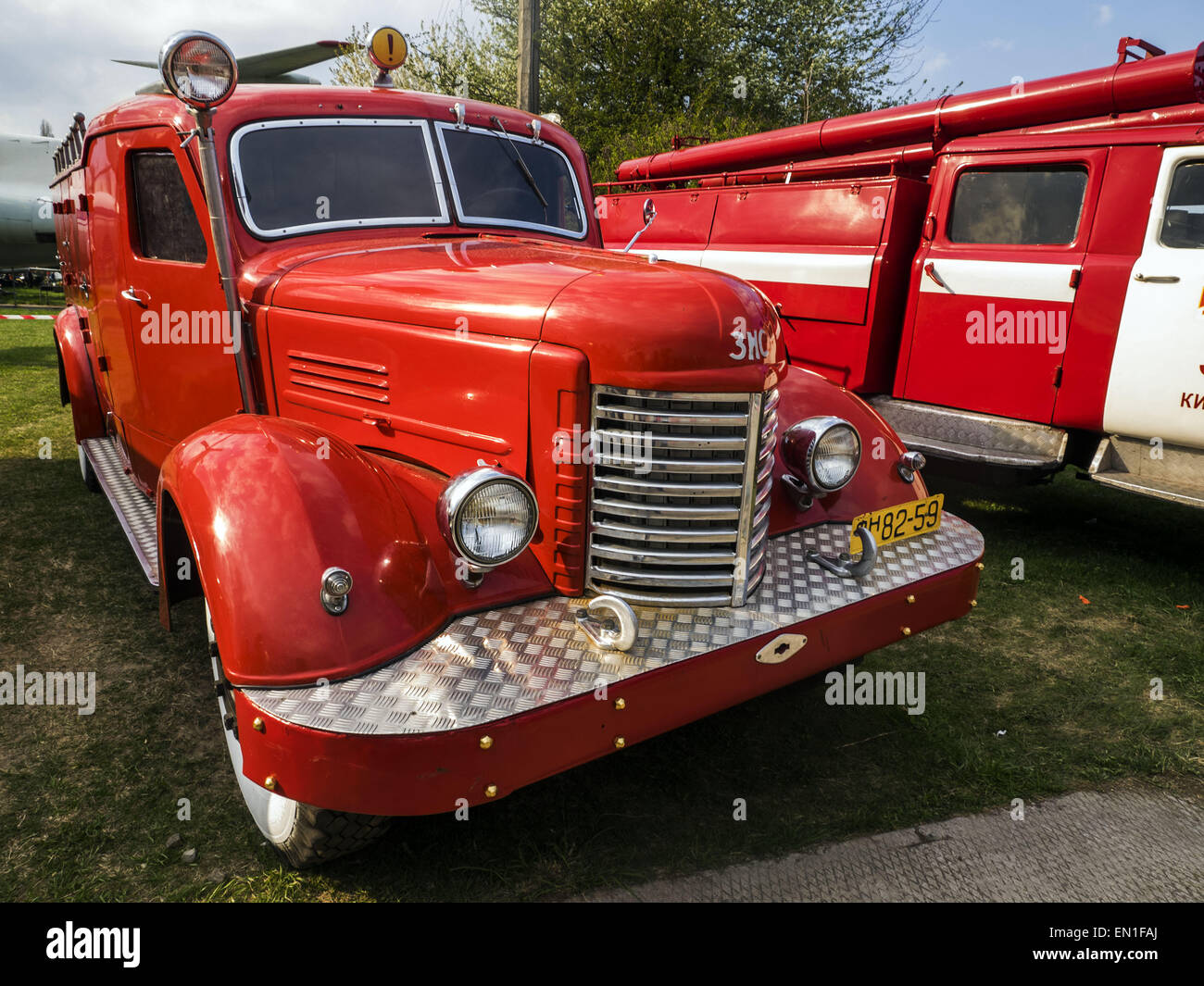 April 25, 2015 - Firetruck ZIS -- The Retro OldCarFest is the biggest retro cars festival held in Kiev, and covers the State Aviation Museum grounds. More than 300 cars are involved into this project and more than 20 thousand visitors are expected to attend. © Igor Golovniov/ZUMA Wire/Alamy Live News Stock Photo