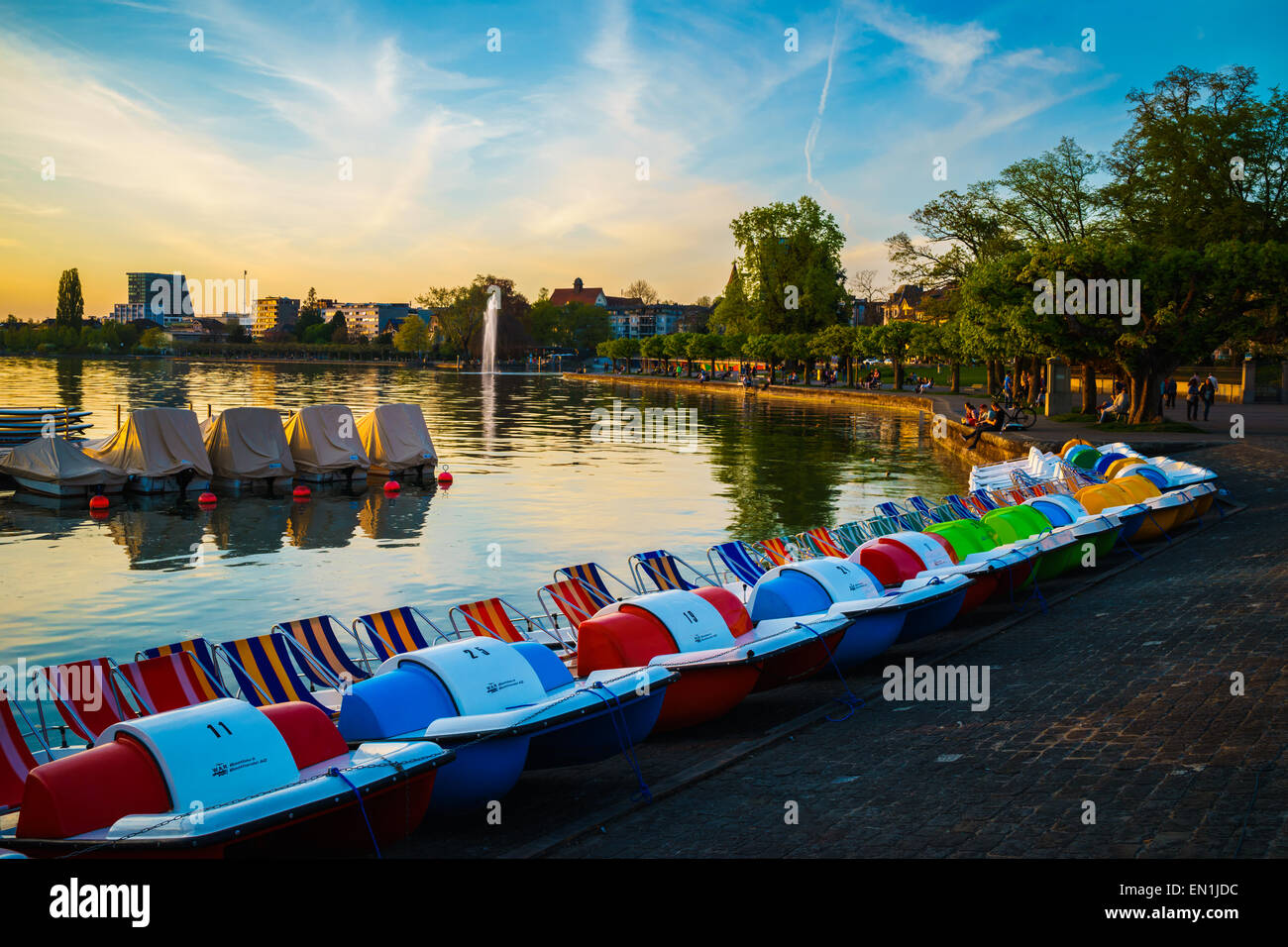 Pedalo Boat Stock Photos &amp; Pedalo Boat Stock Images - Alamy