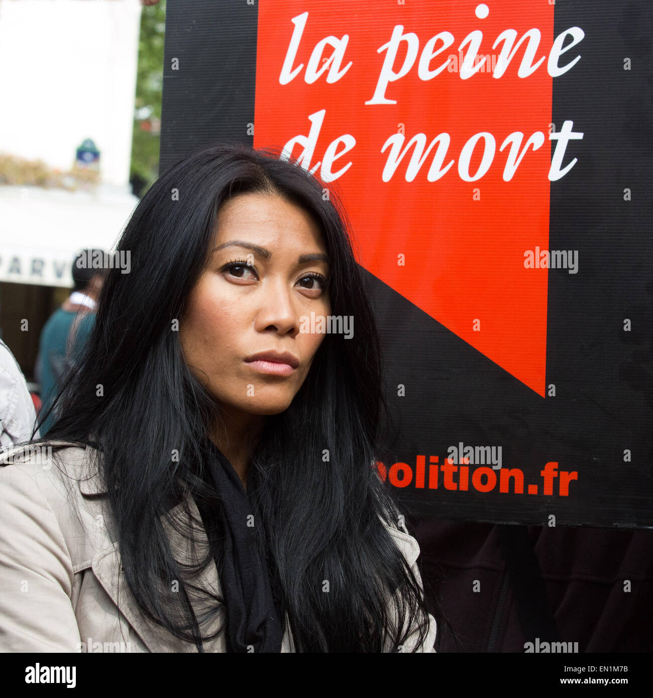 Paris, France. 25th Apr, 2015. Indonesian-born French singer and songwriter Anggun Cipta Sasmi participate in a demonstration to support Serge Atlaoui a Frenchman on death row in Indonesia. Serge Atlaoui has been detained on the island of Nusakambangan in Central Java, known as Indonesia's 'Alcatraz,' since he was sentenced to death in 2007 on drugs charges. © Nicolas Kovarik/Pacific Press/Alamy Live News Stock Photo