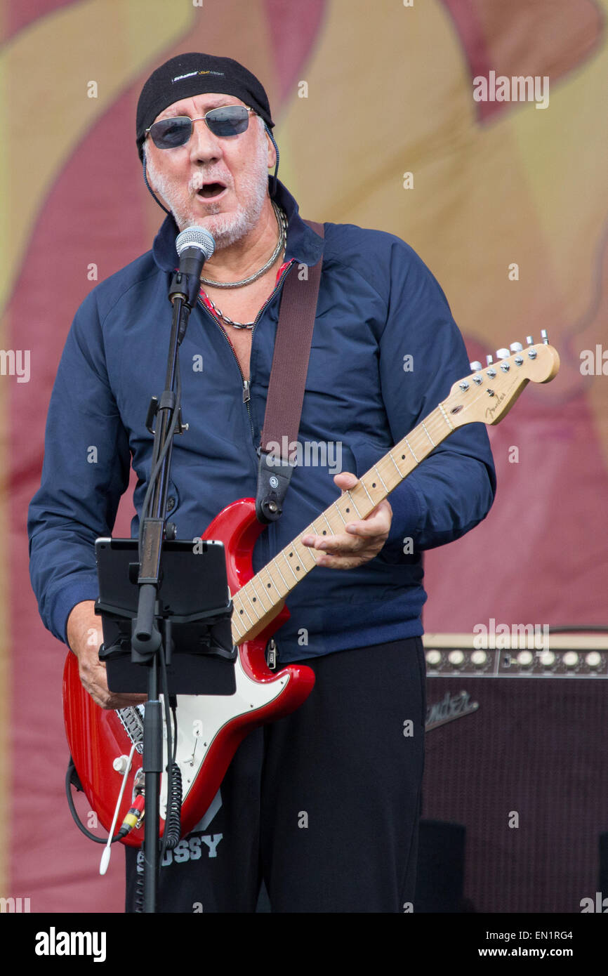 New Orleans, Louisiana, USA. 25th Apr, 2015. Guitarist PETE TOWNSHEND