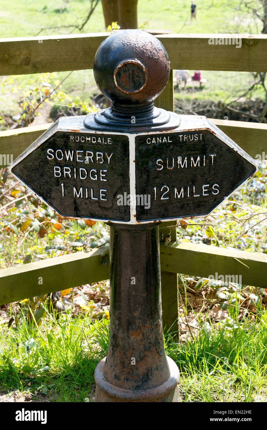 Milepost on the Rochdale Canal, Sowerby Bridge, West Yorkshire Stock Photo