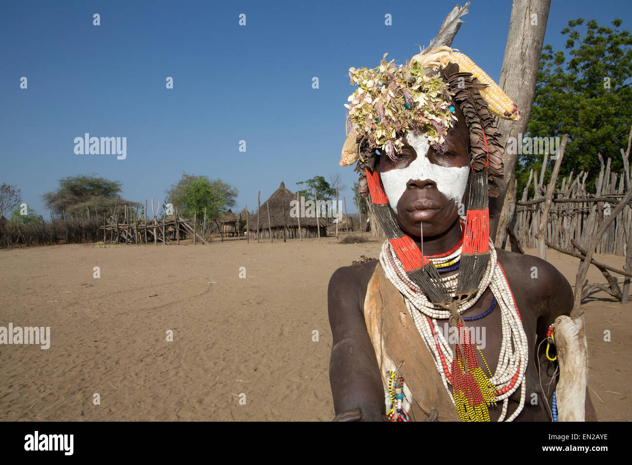 Female bodypaint body paint hi-res stock photography and images - Alamy