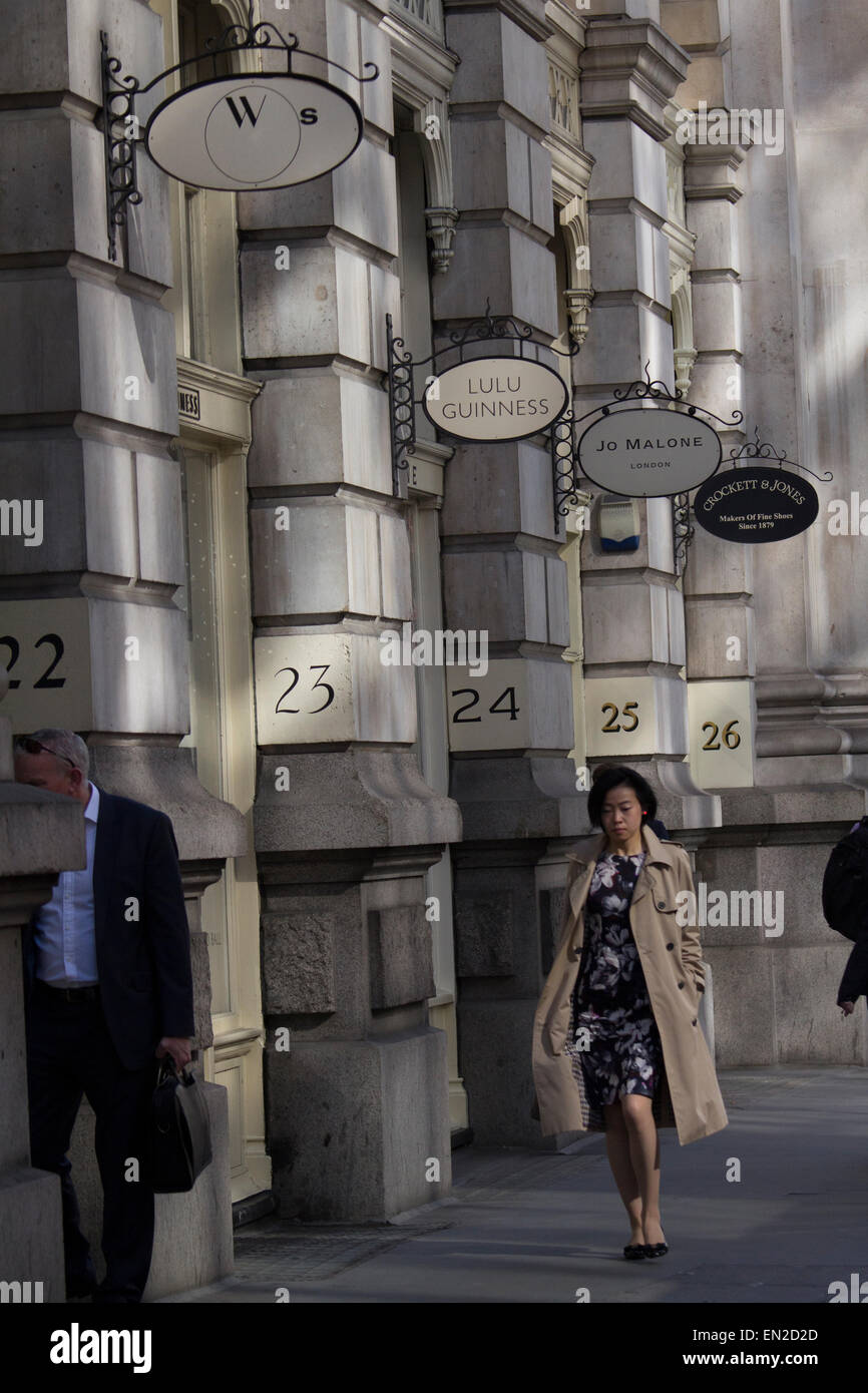 Luxury shopping Royal exchange, Threadneedle street London Stock Photo ...