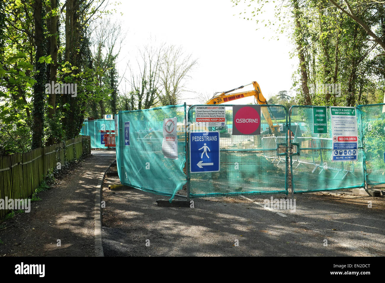 Road works for the replacement of the bridge over the rive between