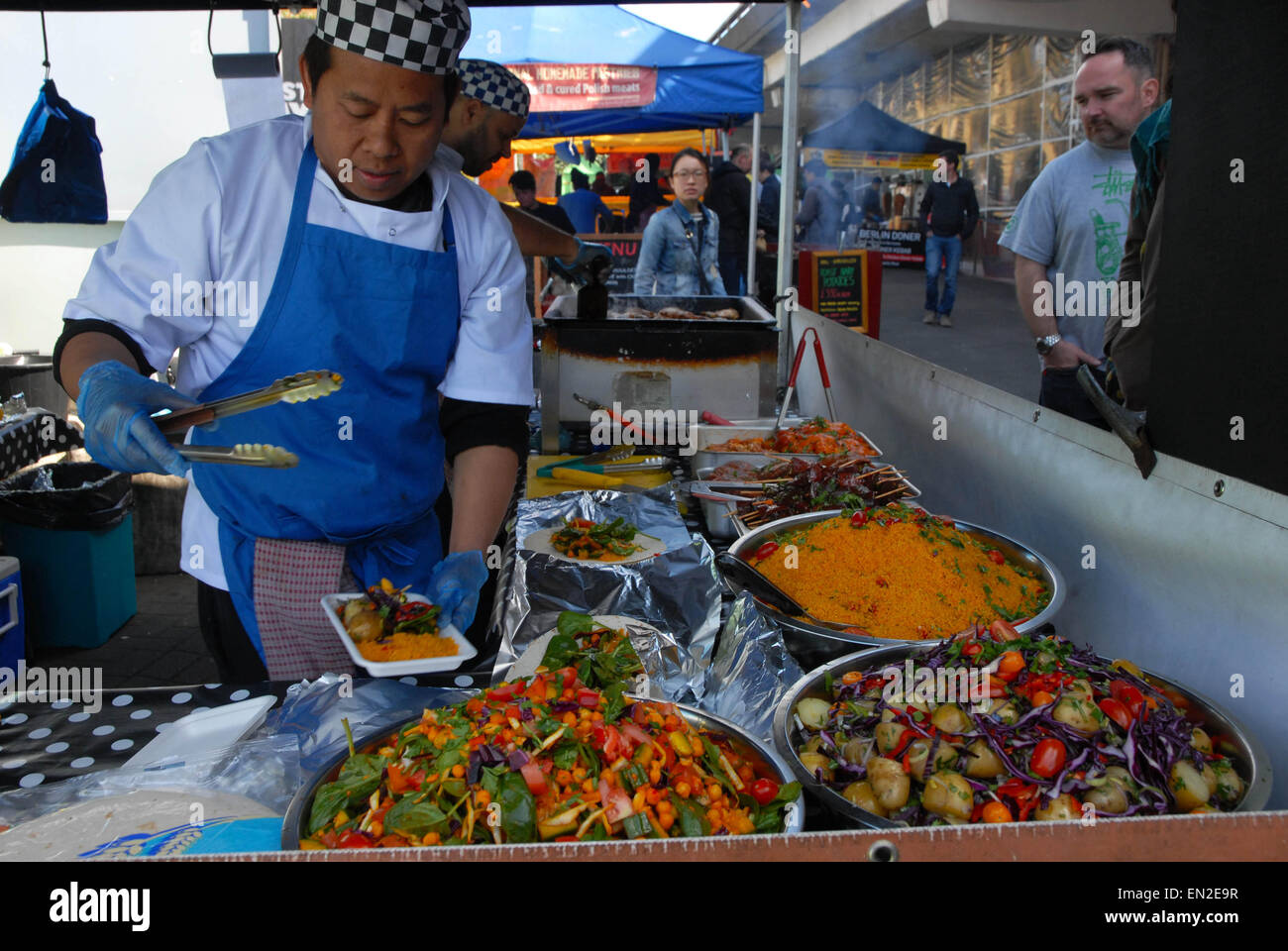 street food portobello road Stock Photo Alamy