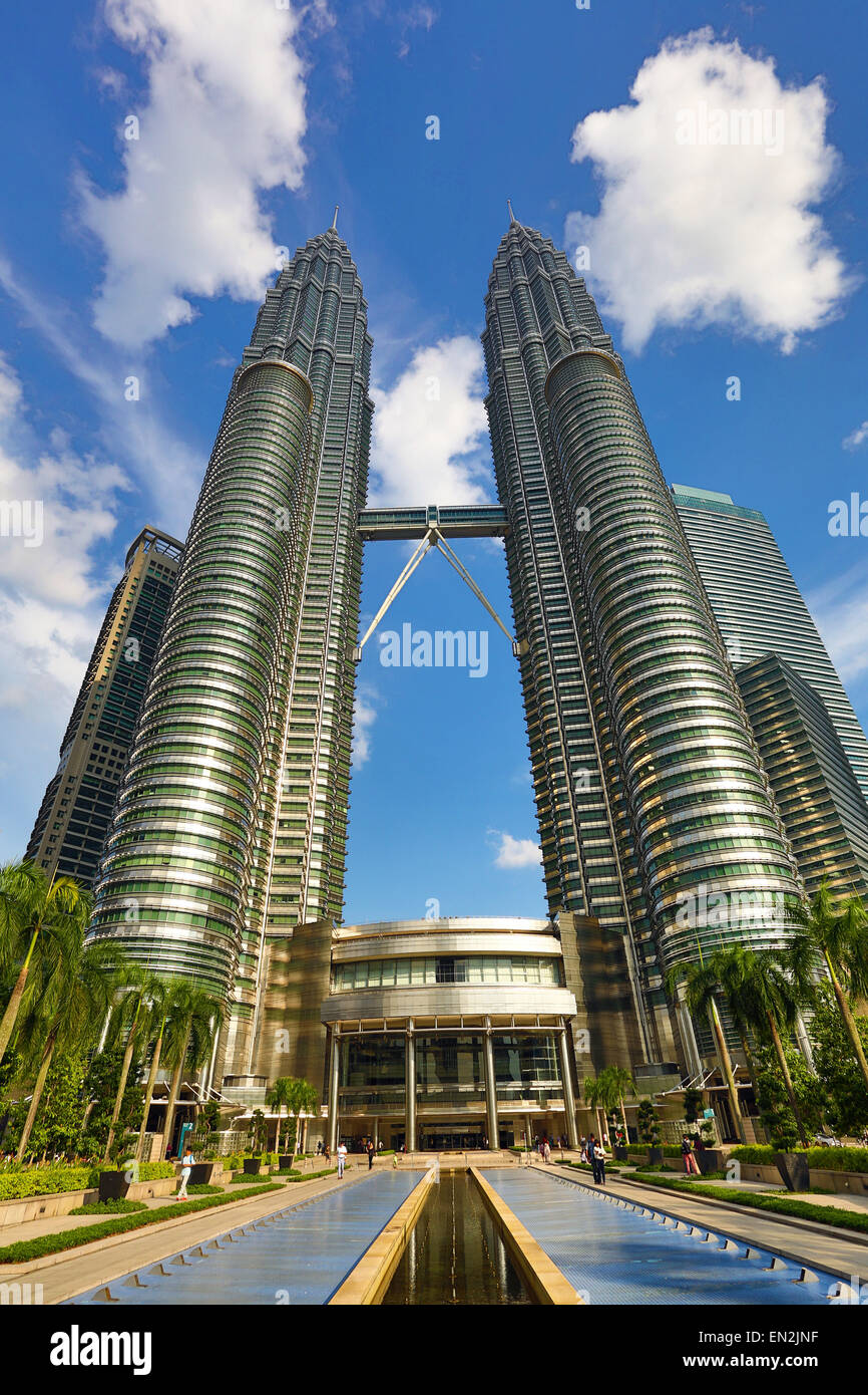 Petronas Twin Towers skyscrapers, KLCC, Kuala Lumpur, Malaysia Stock Photo