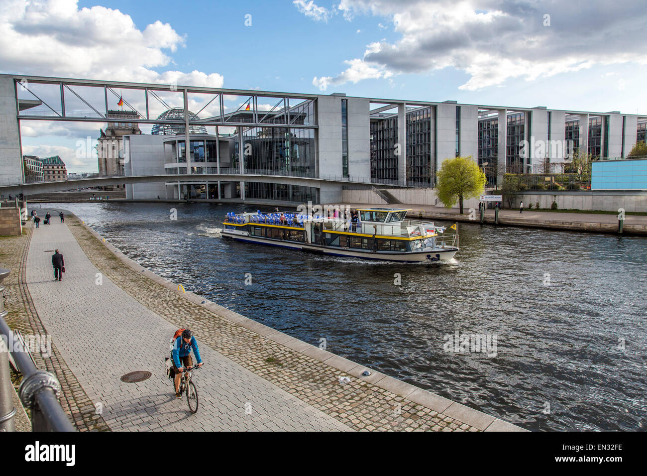 Government district, Berlin, river Spree, sightseeing cruise, Stock Photo