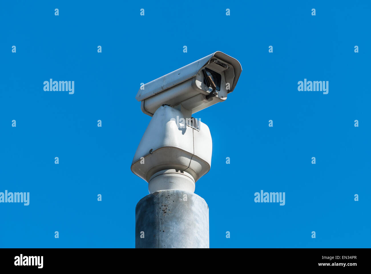 Closed circuit television camera hi-res stock photography and images ...