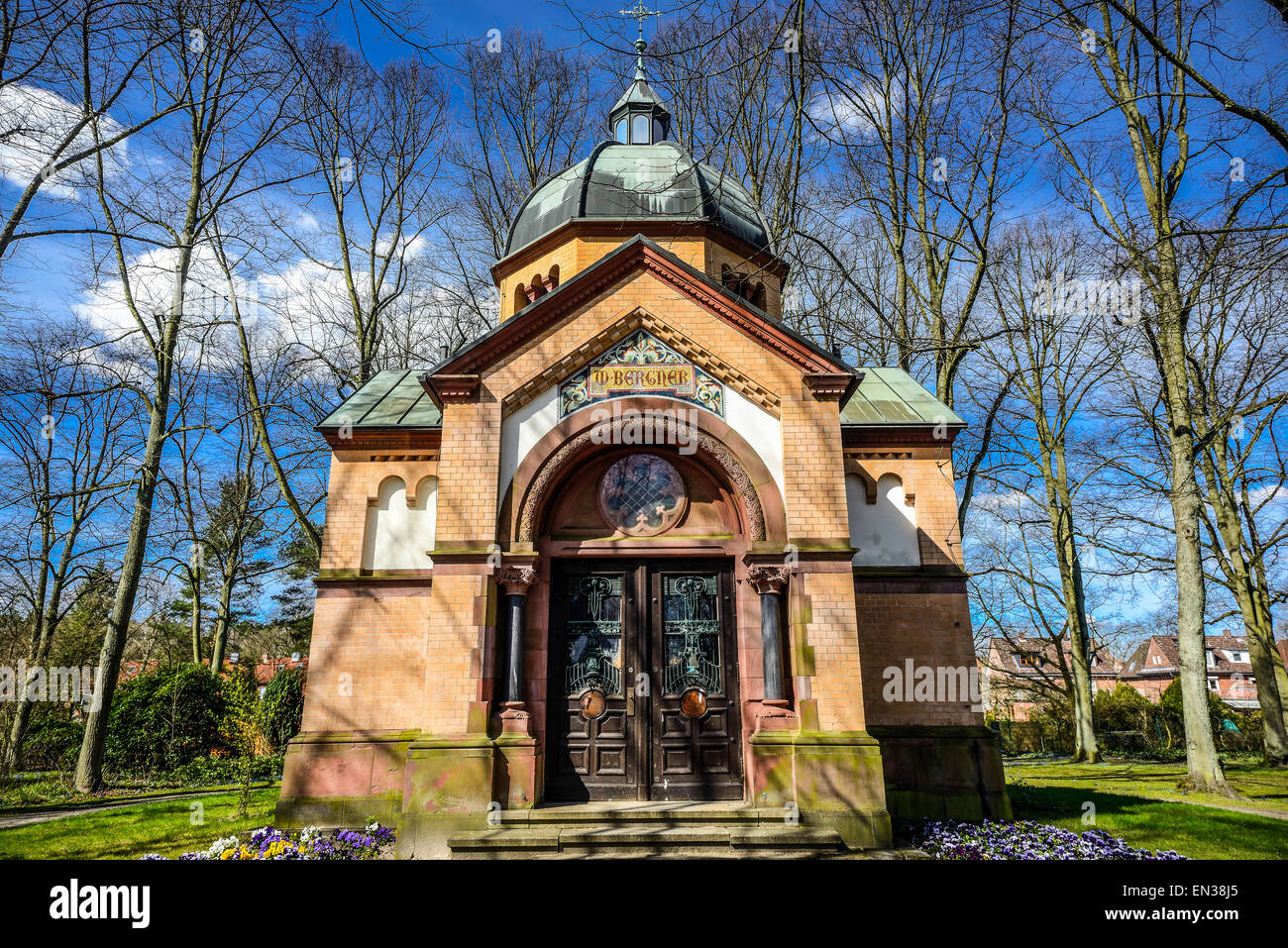 Bergner's Mausoleum, grave chapel for the founder of Bergedorf iron works, Wilhelm Bergner, old cemetery, Lohbrügge, Hamburg Stock Photo
