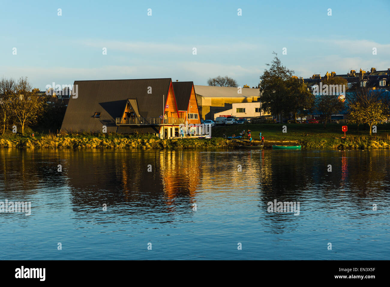 River aberdeen riverbank hi-res stock photography and images - Alamy
