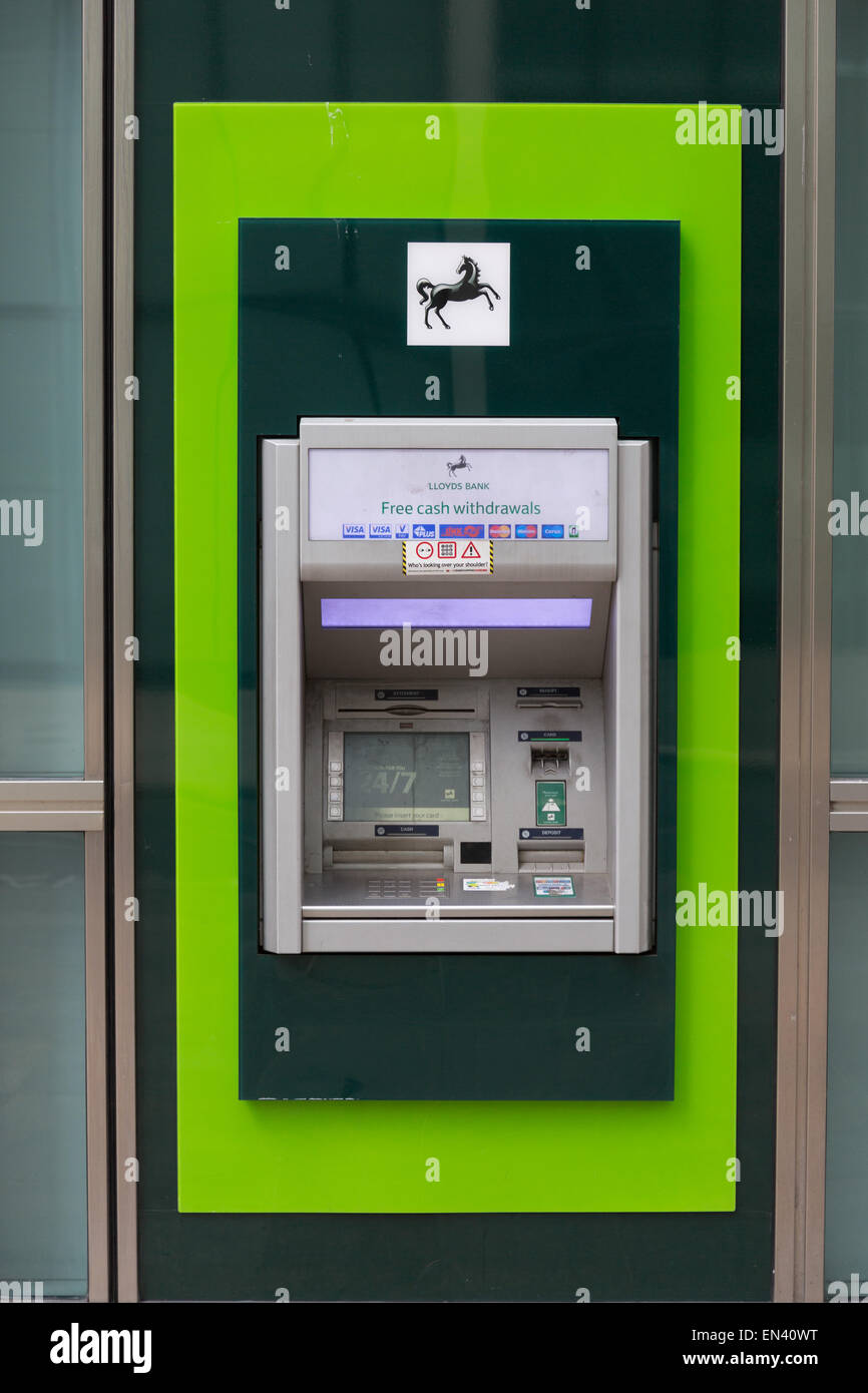 Lloyds Bank branch ATM machine in Canary Wharf London UK Stock Photo
