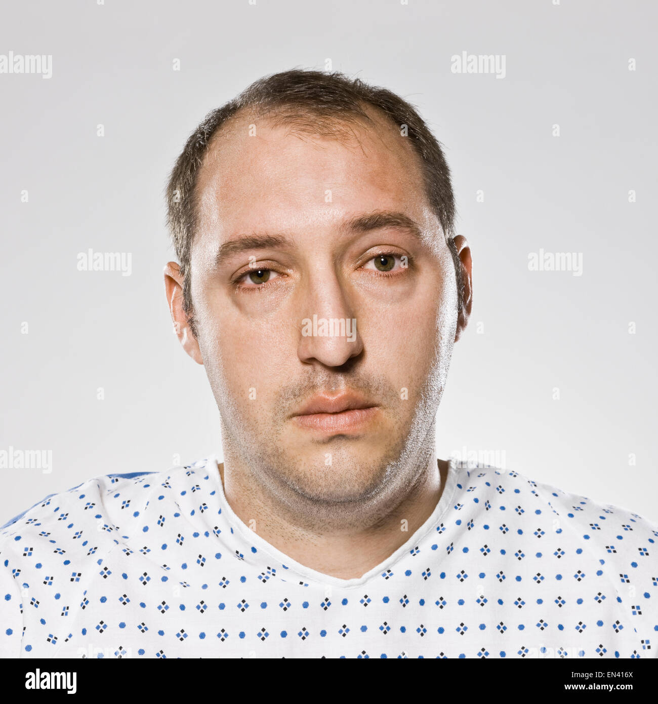 Hospital gowns hi-res stock photography and images - Alamy