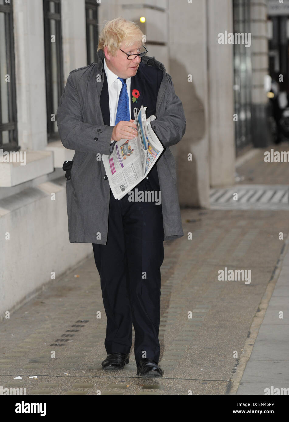 boris johnson riding bike