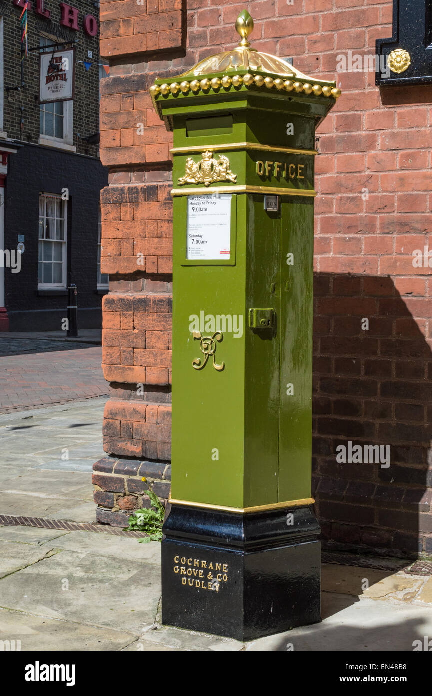 Green Post Box Stock Photos & Green Post Box Stock Images Alamy