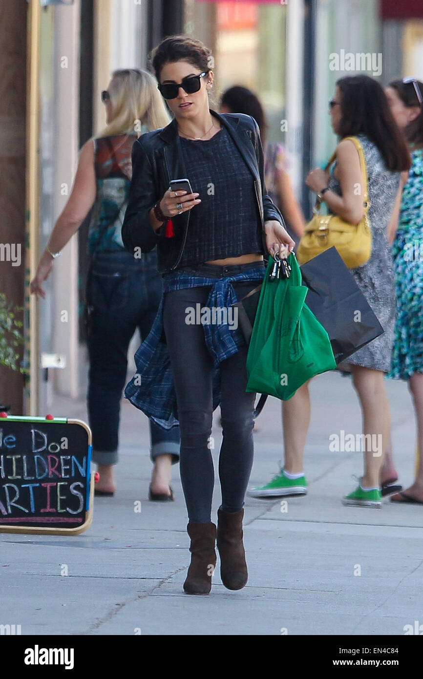 Nikki Reed Street Style 2914