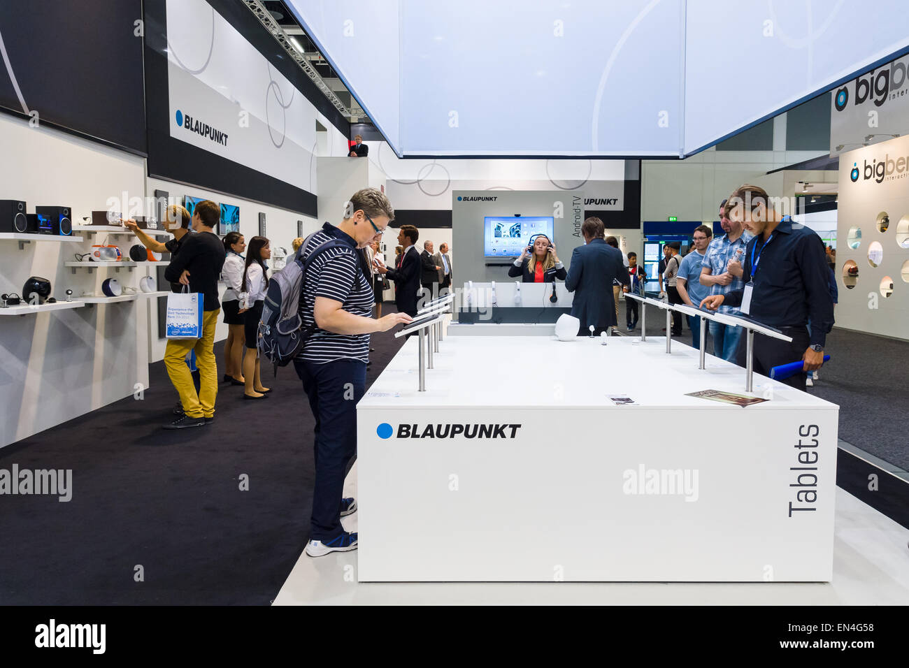 Blaupunkt hires stock photography and images Alamy